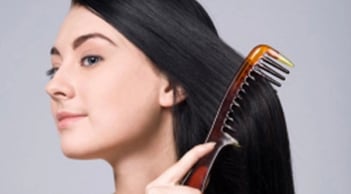 5 lợi ích của việc chải tóc 100 lần buổi sáng và tối