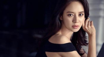 5 cách sống của phụ nữ khôn ngoan khiến đàn ông tôn trọng và say mê cả đời