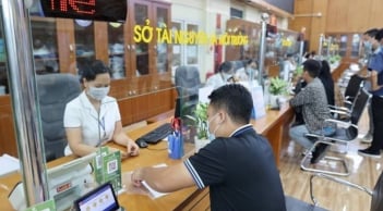 Mức lương cao nhất của cán bộ, công chức nếu tăng lương cơ sở 8% từ 1.7