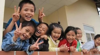 Từ 2026, trẻ em nào được hưởng 795.000 đồng/tháng tiền trợ cấp xã hội theo Nghị quyết 34?