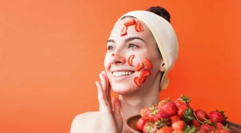 Dâu tây trong chăm sóc da: nguyên liệu tự nhiên giúp cải thiện độ sáng và kết cấu da