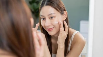 Bác sĩ da liễu chỉ ra 5 nguyên tắc chăm da giúp làm chậm lão hóa hiệu quả