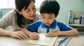 Khảo sát 100 học sinh giỏi tiết lộ sự thật: Điểm cao không chỉ nhờ IQ, điều này quan trọng hơn nhiều