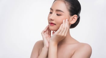 5 cách hạn chế nếp nhăn đơn giản giúp làn da duy trì vẻ tươi trẻ
