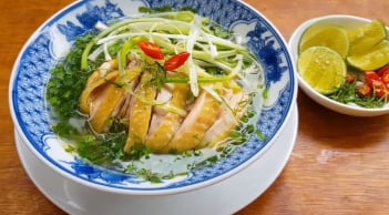 Cách nấu phở gà ngon tại nhà