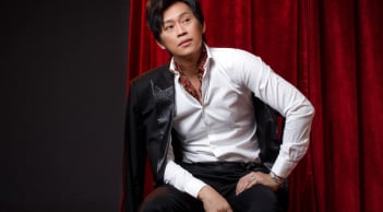 NS Hoài Linh lô diện sau khi lộ ảnh một mình trong bệnh viện