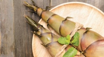 Loại rau rẻ bèo nhưng giàu kali gấp 8 lần táo: Ăn đúng cách giúp hết mệt mỏi, tăng cường sức đề kháng