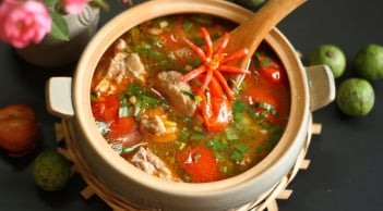 Cách nấu canh sườn non dưa chua ngon