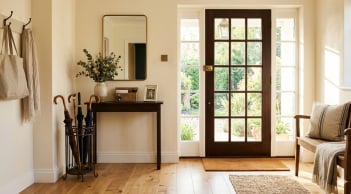 Nhiều người để ô sai chỗ mà không biết: Một thay đổi nhỏ, nhà trông khác hẳn