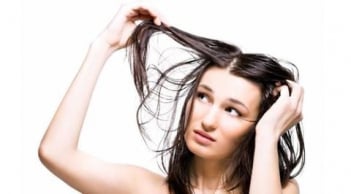 Da đầu nhanh bết dầu: 5 cách đơn giản giúp tóc luôn sạch thoáng và chắc khỏe