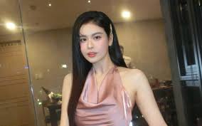 Trương Quỳnh Anh nhức đến chuyện người yêu sau 9 năm ly hôn