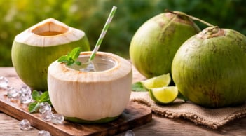 Nước dừa giàu dinh dưỡng nhưng 5 trường hợp này nên hạn chế