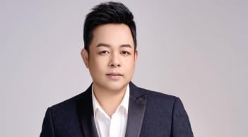 Quang Lê mất hơn 421 triệu đồng  trên chuyến bay