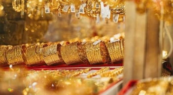 Giá vàng hôm nay 28/4: Vàng SJC giảm về 168,5 triệu đồng/lượng, diễn biến mới nhất