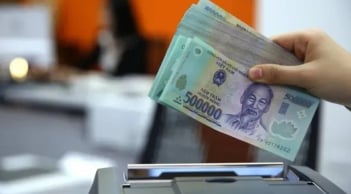 Bộ Chính trị thống nhất tăng lương cơ sở lên 2,53 triệu đồng từ 1/7: Chính thức áp dụng