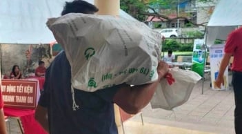 Người dân Hà Nội “xách bao tải đựng tiền”: Hé lộ mức đền bù khủng từ dự án Olympic