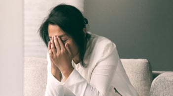 Làm gì để vượt qua cú sốc: Thất nghiệp tuổi trung niên?