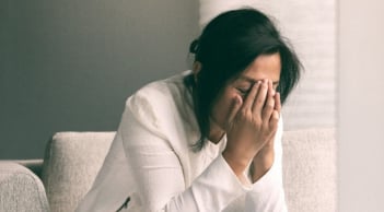 Phụ nữ sau 30 có 4 dấu hiệu này chứng tỏ tốc độ lão hóa nhanh, đừng chủ quan