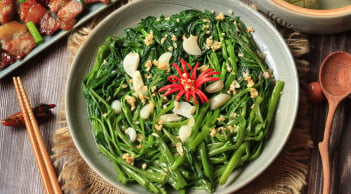 Người bị 4 bệnh này không nên ăn rau muống