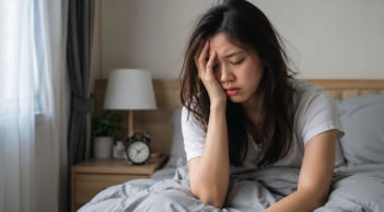 Ngủ đủ 7-8 tiếng vẫn thấy mệt thì đừng chủ quan, cơ thể đang âm thầm lên tiếng