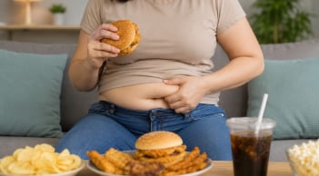 Vì sao nhiều người ăn ít, cân nặng không nhiều nhưng bụng ngày càng béo, cẩn thận 5 thói quen này