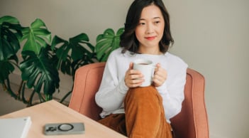 Vì sao có những người phụ nữ không quá xinh đẹp nhưng luôn khiến người khác nhớ mãi?