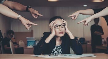 Cảm xúc tiêu cực có đang cảnh báo sức khỏe tinh thần suy giảm?