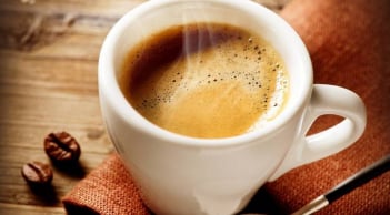 4 dấu hiệu bạn cần dừng việc uống cà phê lại
