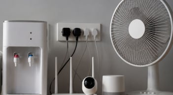 4 món đồ tưởng tiết kiệm nhưng khiến hóa đơn điện tăng mạnh vì cách dùng này