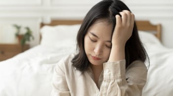 Những dấu hiệu thiếu sắt dễ bị nhầm với stress hoặc thiếu ngủ