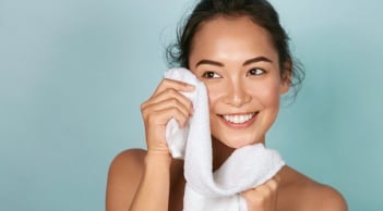 5 sản phẩm skincare được quảng cáo rầm rộ nhưng nhiều chuyên gia làm đẹp vẫn cân nhắc trước khi mua