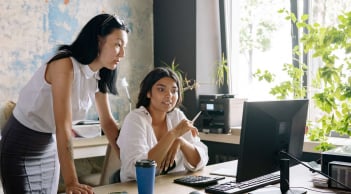 Phụ nữ kiếm tiền như thế nào sau nhiều năm làm nội trợ toàn thời gian?
