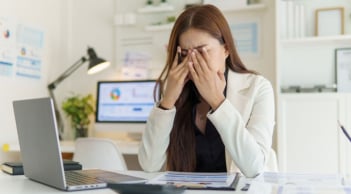 Căng thẳng kéo dài ảnh hưởng não bộ và sức khỏe tinh thần ra sao?