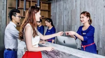 Khi đi khách sạn, nếu được sắp xếp ở 1 trong 3 phòng này, hãy đổi ngay lập tức