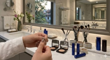 Tại sao bạn nên trả phòng nếu thấy 3 dấu hiệu này trong phòng khách sạn?