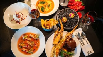 Vì sao khi đi ăn nhà hàng nên chọn những cửa hàng có nhiều giấy ăn bỏ lại?