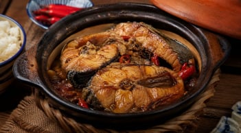  Vì sao cá kho để qua đêm lại ngon hơn? Bí mật nằm ở 5 thay đổi ít ai để ý
