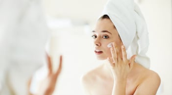 Chuyên gia chỉ ra thời điểm chăm sóc da hiệu quả nhất