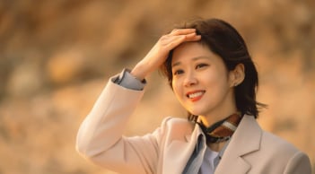 Bí quyết mặc đẹp của Jang Na Ra ở tuổi 44: Không cần diện đồ cầu kỳ vẫn trẻ trung, thanh lịch