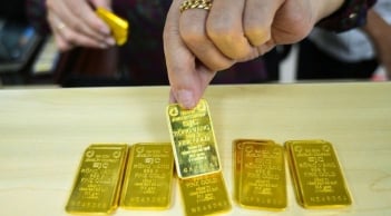 Giá vàng hôm nay 30/6: 'Bốc hơi' nửa triệu đồng/lượng, chuyên gia cảnh báo điều gì?