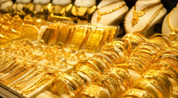 Bảng giá vàng 9999 24K 18K SJC DOJI PNJ hôm nay 4/7/2026