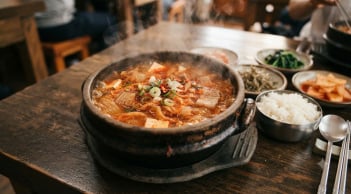 Cách nấu canh kim chi ngon chuẩn vị Hàn Quốc