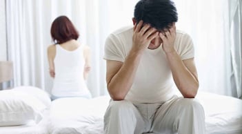 Căng thẳng kéo dài âm thầm ảnh hưởng đến sức khỏe sinh lý phái mạnh