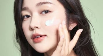 3 loại serum phụ nữ sau tuổi 40 nên bổ sung để duy trì làn da săn chắc và trẻ trung