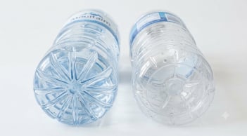 Chai nhựa có đáy lõm sâu hay nông, nên chọn loại nào? Nhiều người mua suốt nhưng chưa biết