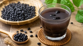 Nước đậu đen chỉ thực sự tốt khi tránh 6 sai lầm này: Uống sai cách dễ phản tác dụng