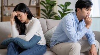 Mâu thuẫn vợ chồng do thiếu kỹ năng giao tiếp và kiểm soát cảm xúc