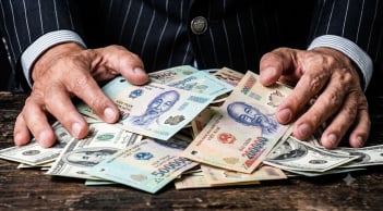 Tổ tiên cảnh báo: 3 loại tiền càng dễ kiếm càng nguy hiểm, ham lợi trước mắt dễ mất nhiều hơn được
