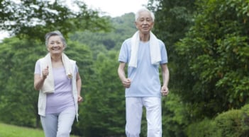 Một thay đổi nhỏ mỗi ngày có thể giúp cải thiện sức khỏe sau 50 tuổi