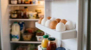 5 thứ không được để ở cánh tủ lạnh, nhiều người làm sai mà không biết